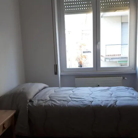 Casa Leoni Apartment *