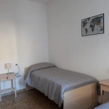 Casa Leoni Apartment Como